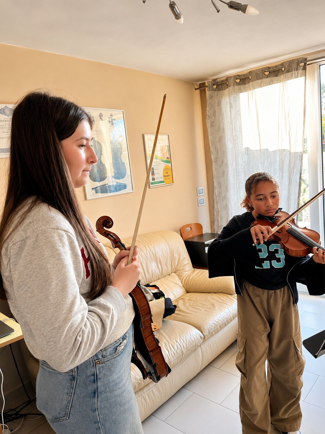 Lezione individuale di violino per una giovane allieva